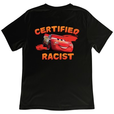 Koszulka "Certified Racist" – satyra, która daje do myślenia