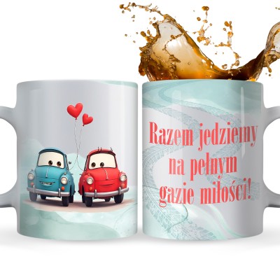 Kubek „Razem jedziemy na pełnym gazie miłości” – prezent dla pary z humorem i sercem