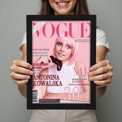 Personalizowana okładka magazynu VOGUE 30x40 cm – elegancki prezent w ramce