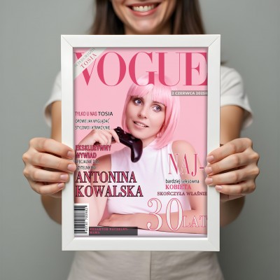 Personalizowana okładka magazynu VOGUE 30x40 cm – elegancki prezent w ramce