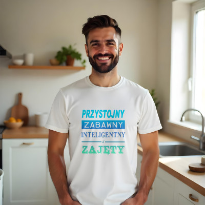 Koszulka z Nadrukiem „Przystojny, Zabawny, Inteligentny – Zajęty” – Śmieszny Prezent z Charakterem