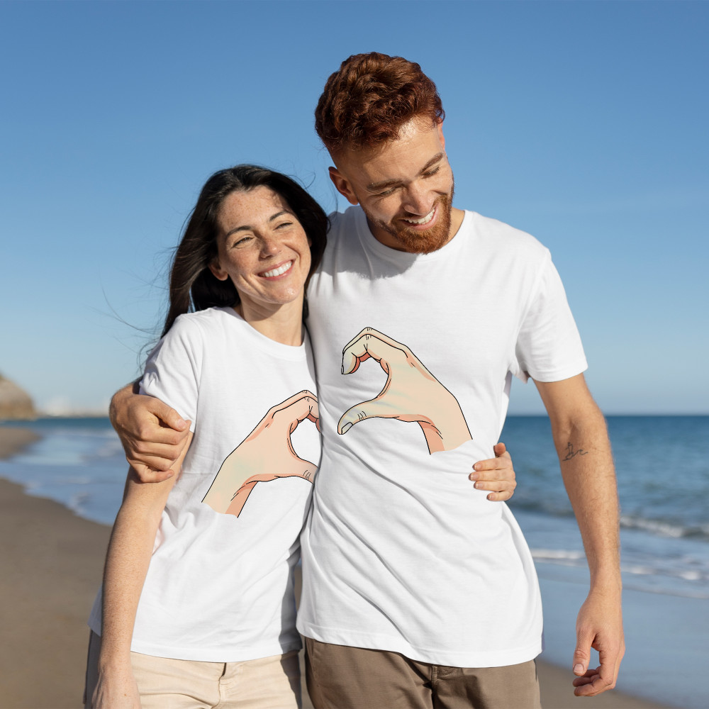 Koszulki dla Par – „Ręce w Kształcie Serca Love” – Idealny Prezent dla Zakochanych