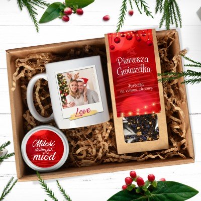 Magia Świąt w Każdym Łyku: Zestaw z Kubkiem, Herbatką i Miodem