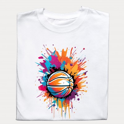 Koszulka z piłką na tle kolorowej farby | Sportowy styl i energia Koszulka z piłką na tle kolorowej farby | Sportowy styl i energia