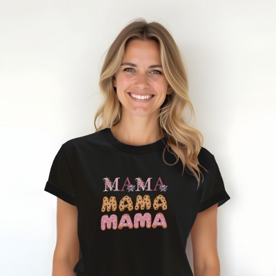 Koszulka z napisem „MAMA” – Prosto, dumnie, z sercem