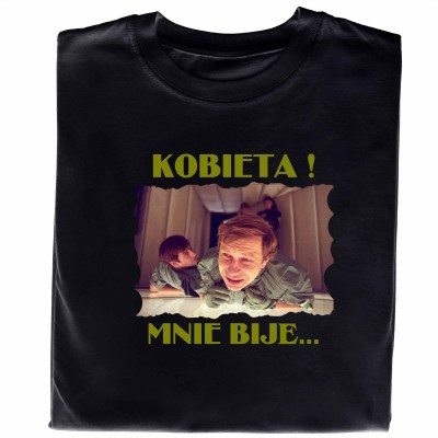 Koszulka „Kobieta Mnie Bije” – Seks Misja i Humor w Najczystszej Postaci