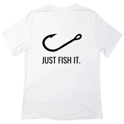 Koszulka z nadrukiem „Just Fish It” – śmieszny prezent dla wędkarza
