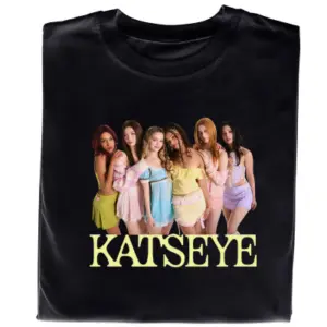 Koszulka z nadrukiem Katseye – prezent dla fana muzyki EYEKONS