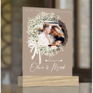 Statuetka na szkle: Wyjątkowy Prezent dla Zakochanej Pary