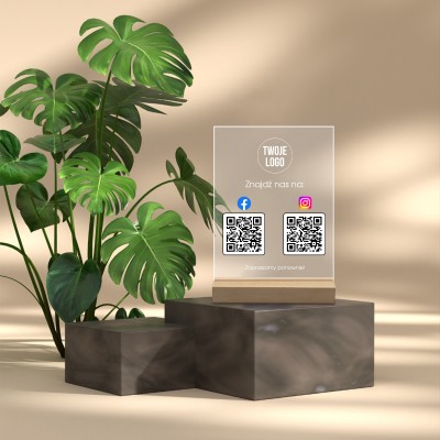 Tabliczka z QR do Facebooka i Instagrama