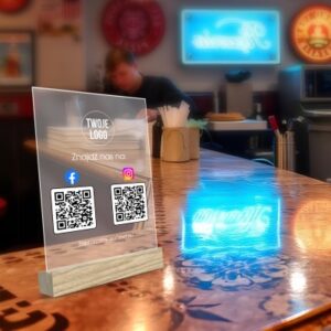 Twoje Social Media w Jednym Miejscu - Tabliczka z QR