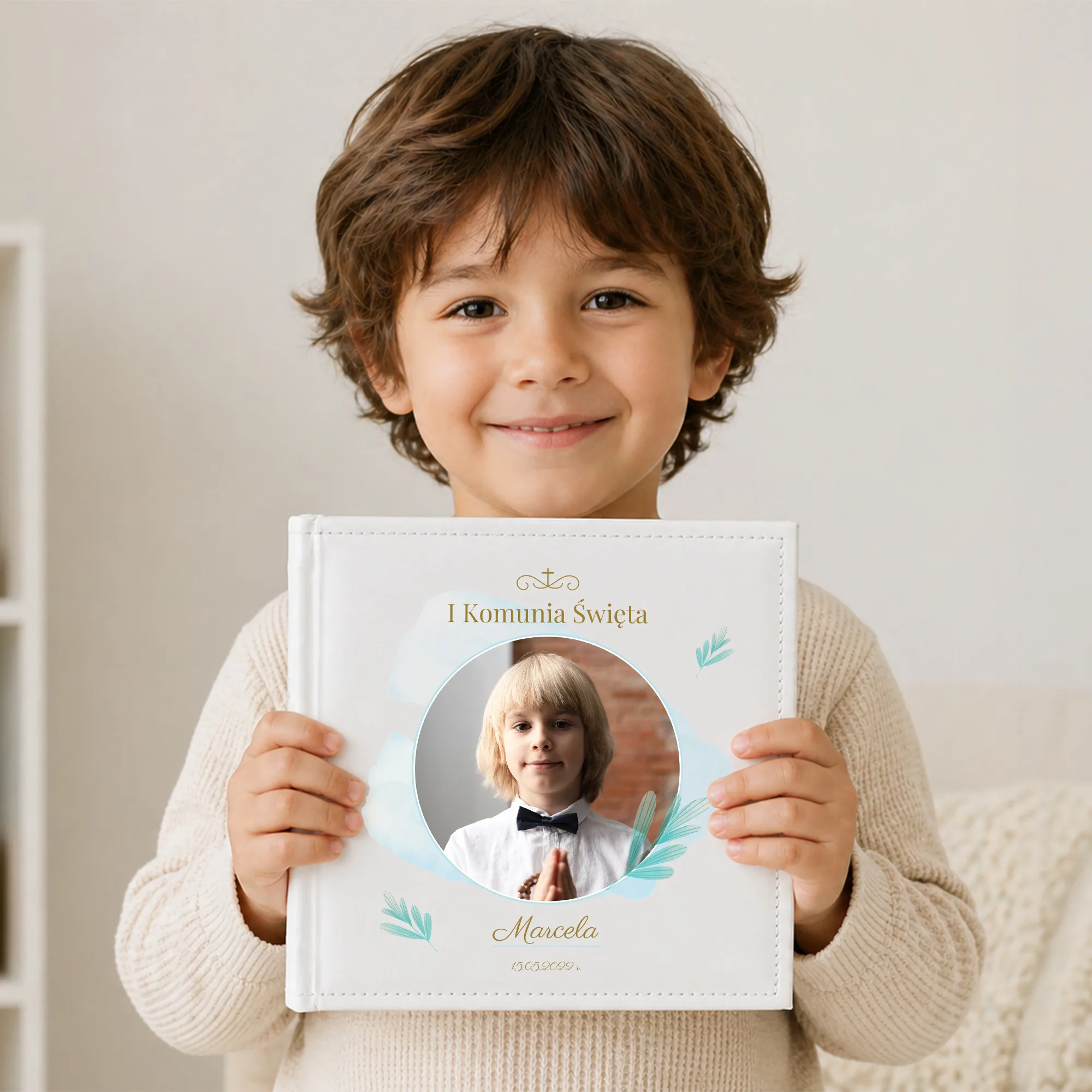 Personalizowany album na zdjęcia – pamiątka I Komunii Świętej - obrazek 3