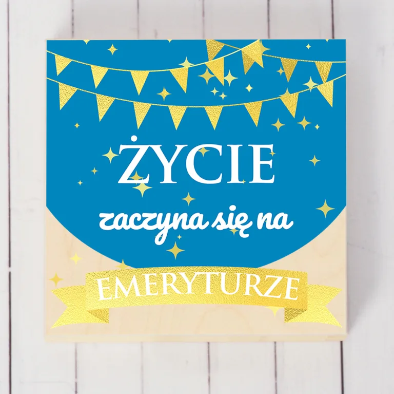 Prezent na Emeryturę – Drewniana Skrzynka na Pieniądze z Życzeniami