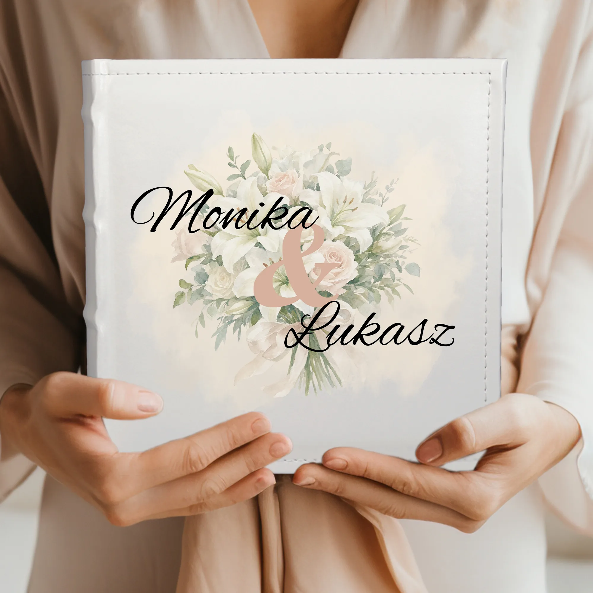 Album na Zdjęcia Ślubny – Personalizowany Prezent z Imionami Pary Młodej - obrazek 5